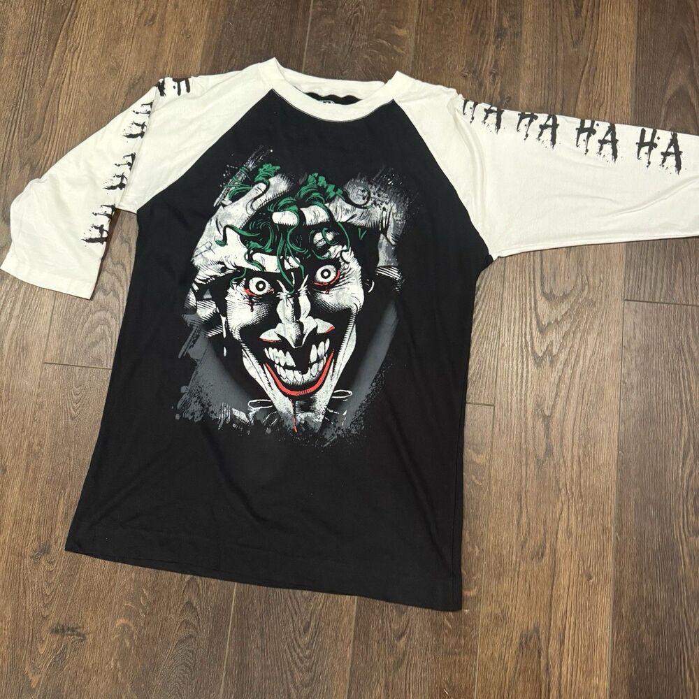 DC Comics Joker 3/4 Sleeve Raglan T-Shirt XL Batman Villain HAHA Graphic Tee